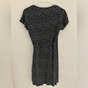 Black & White Wrap Around Dress!